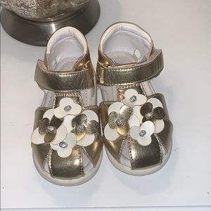 Umi leather sandals